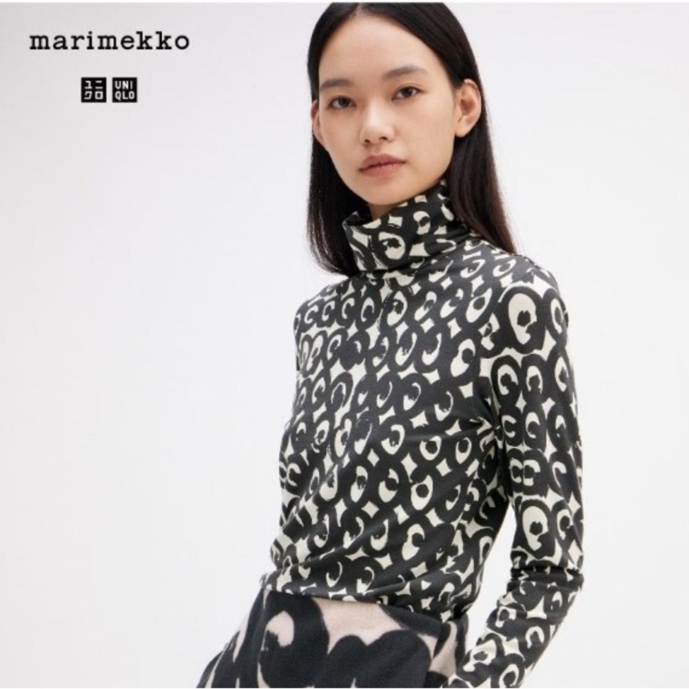 Marimekko x Uniqlo Women's Black and Cream Turtleneck NWOT